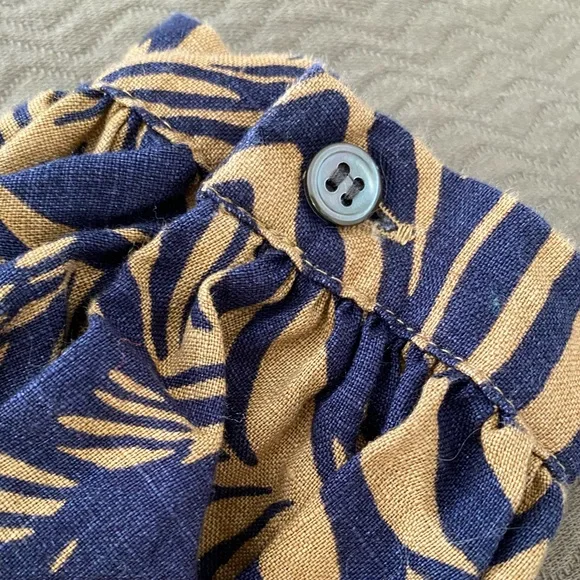 Banana Republic button down linen blouse peasant jungle zebra safari stripes 💙🤎 - Picture 5 of 11